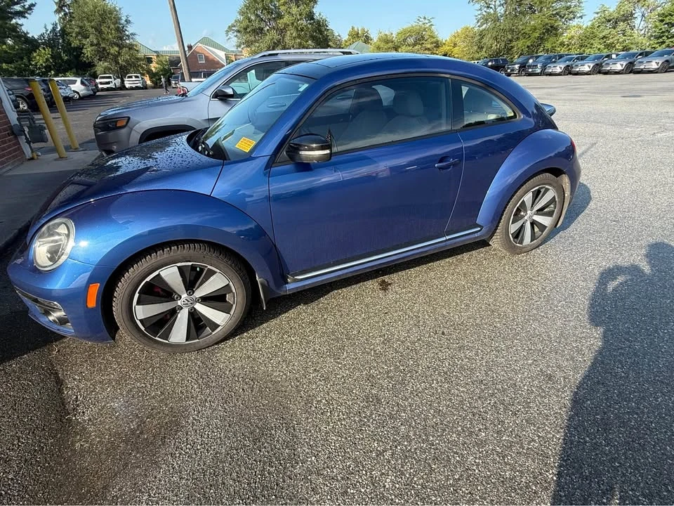 2013 Volkswagen A5 Beetle - Image 2 of 5