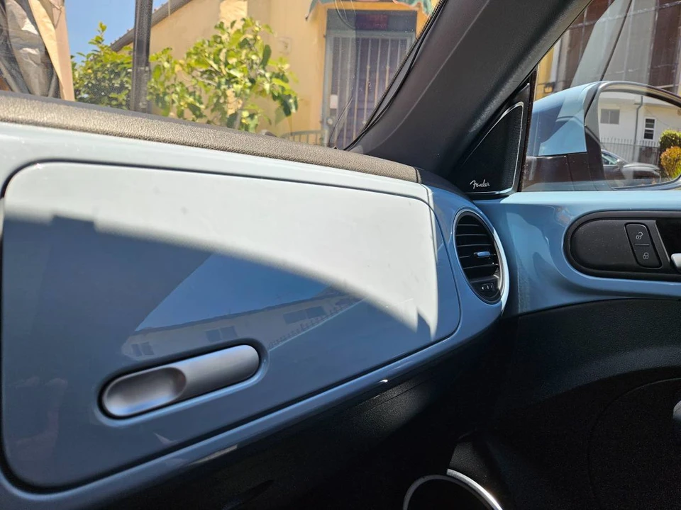 2013 Volkswagen A5 Beetle - Image 12 of 13