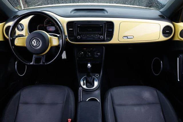 2013 Volkswagen A5 Beetle - Image 2 of 3