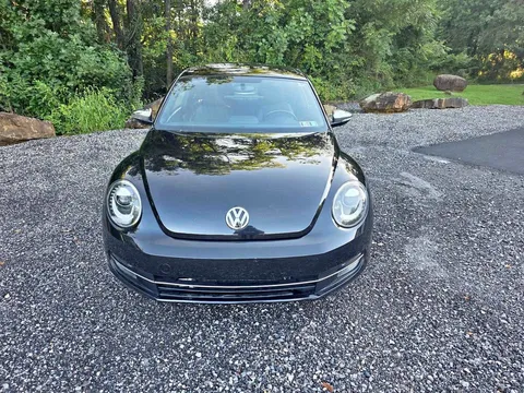 2013 Volkswagen Beetle Turbo Hatchback
