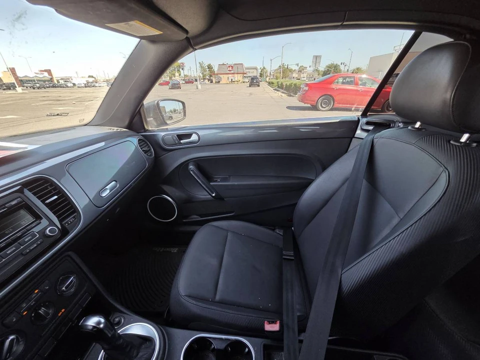 2013 Volkswagen A5 Beetle - Image 7 of 8
