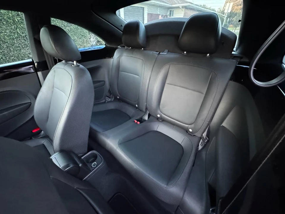 2013 Volkswagen A5 Beetle - Image 6 of 7