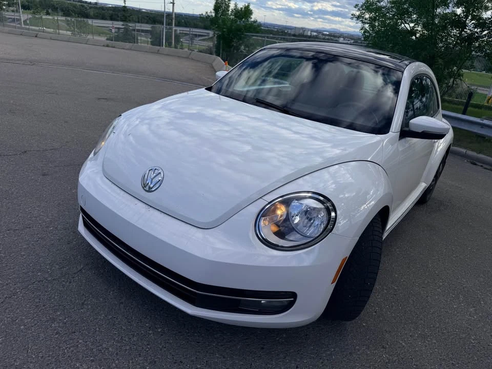 2013 Volkswagen A5 Beetle - Image 6 of 13