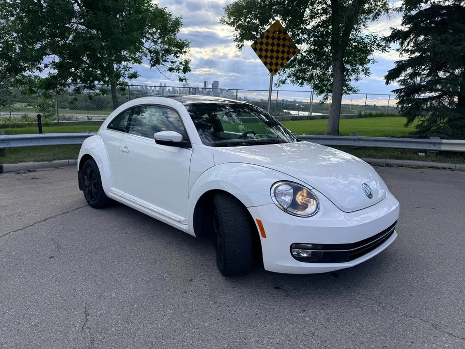 2013 Volkswagen A5 Beetle - Image 4 of 13
