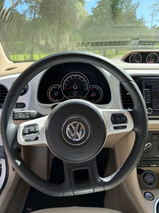 2013 Volkswagen A5 Beetle - Image 13 of 20