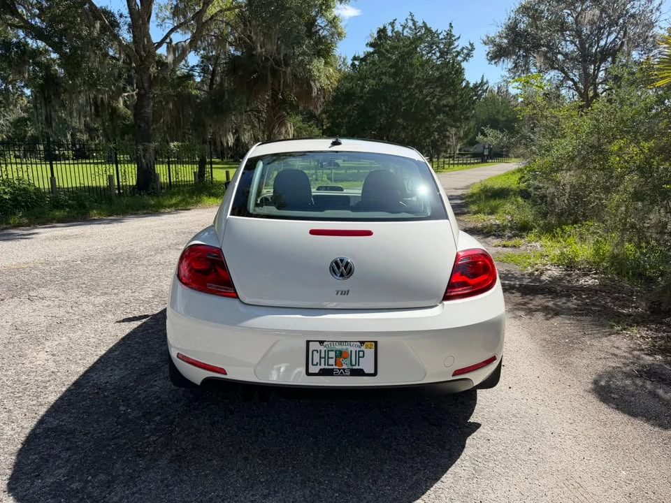 2013 Volkswagen A5 Beetle - Image 6 of 20