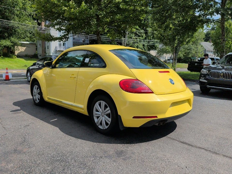 2013 Volkswagen A5 Beetle - Image 5 of 20