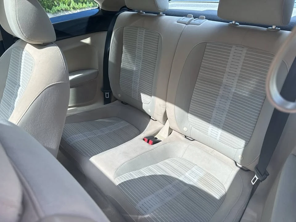 2013 Volkswagen A5 Beetle - Image 10 of 20
