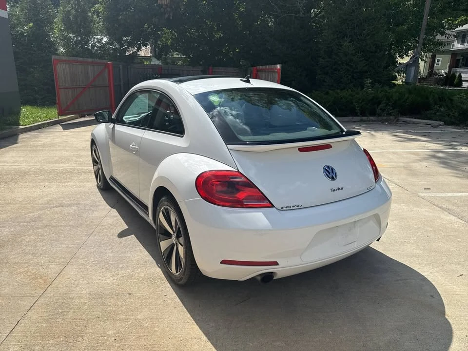 2013 Volkswagen A5 Beetle - Image 3 of 20