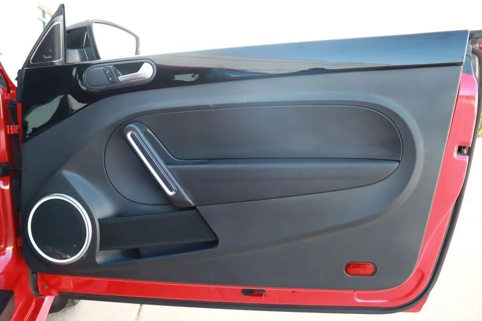 2013 Volkswagen A5 Beetle - Image 10 of 20