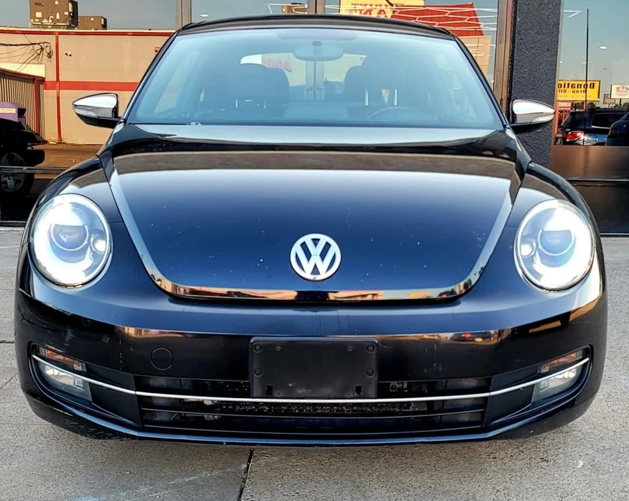 2013 Volkswagen A5 Beetle - Image 5 of 20