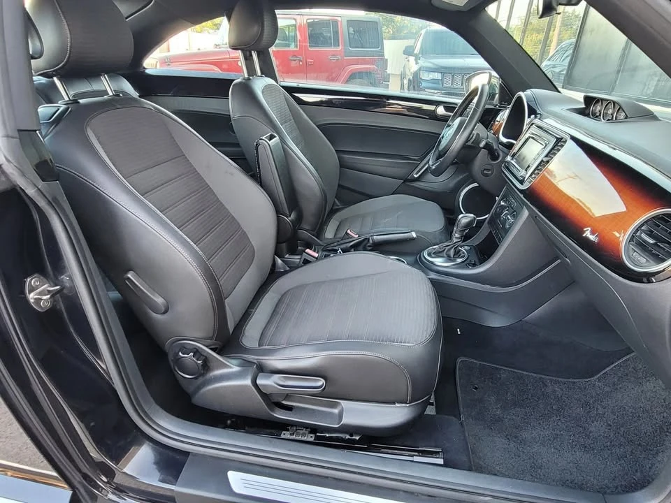 2013 Volkswagen A5 Beetle - Image 10 of 20