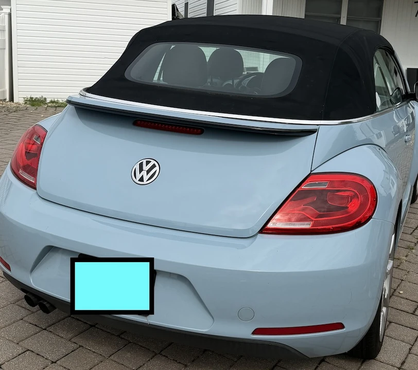 2013 Volkswagen A5 Beetle - Image 2 of 8