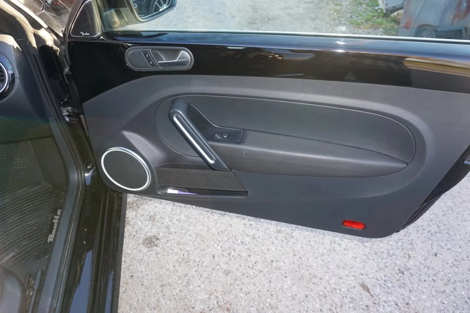 2013 Volkswagen A5 Beetle - Image 14 of 20