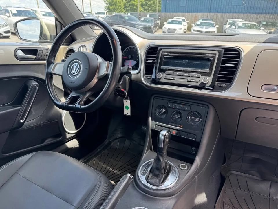 2013 Volkswagen A5 Beetle - Image 13 of 15