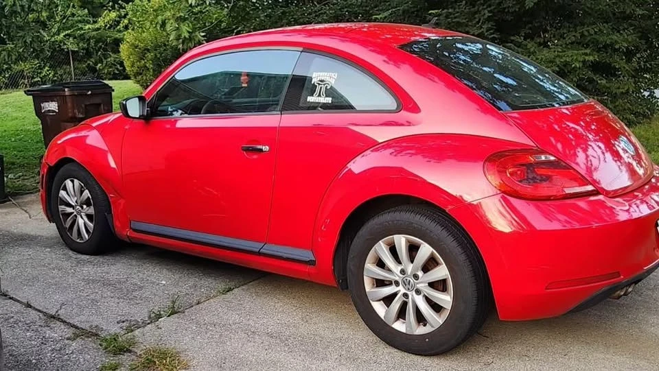 2013 Volkswagen A5 Beetle - Image 2 of 9