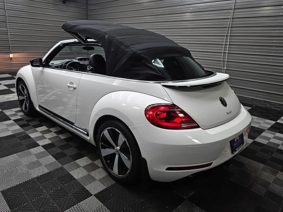 2013 Volkswagen A5 Beetle - Image 8 of 18