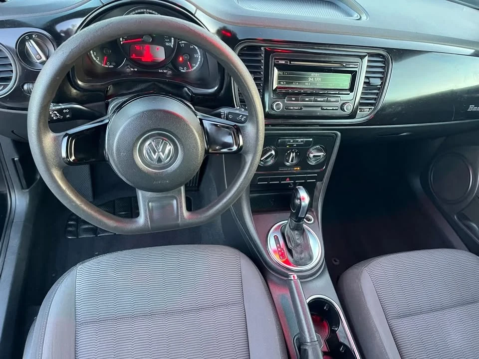 2013 Volkswagen A5 Beetle - Image 7 of 12