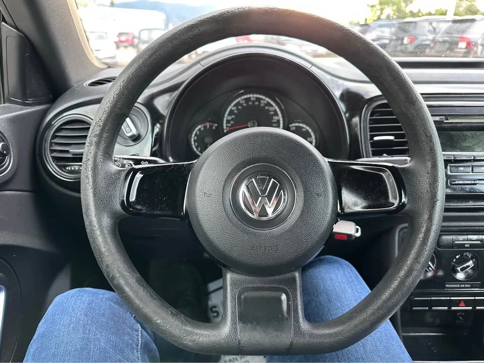 2013 Volkswagen A5 Beetle - Image 12 of 16
