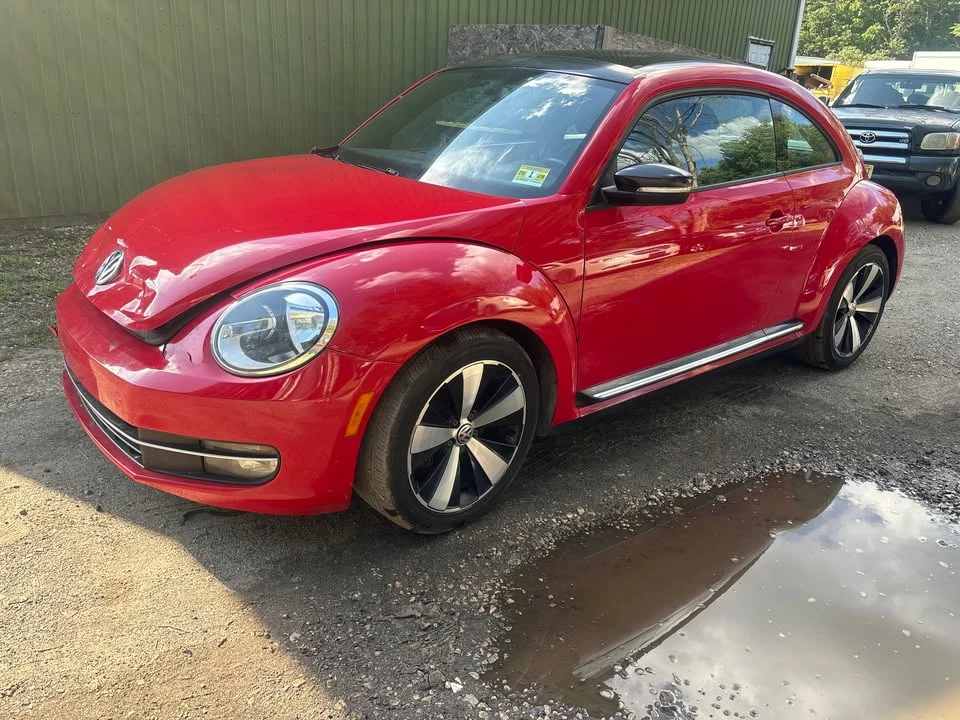2013 Volkswagen A5 Beetle - Image 3 of 17
