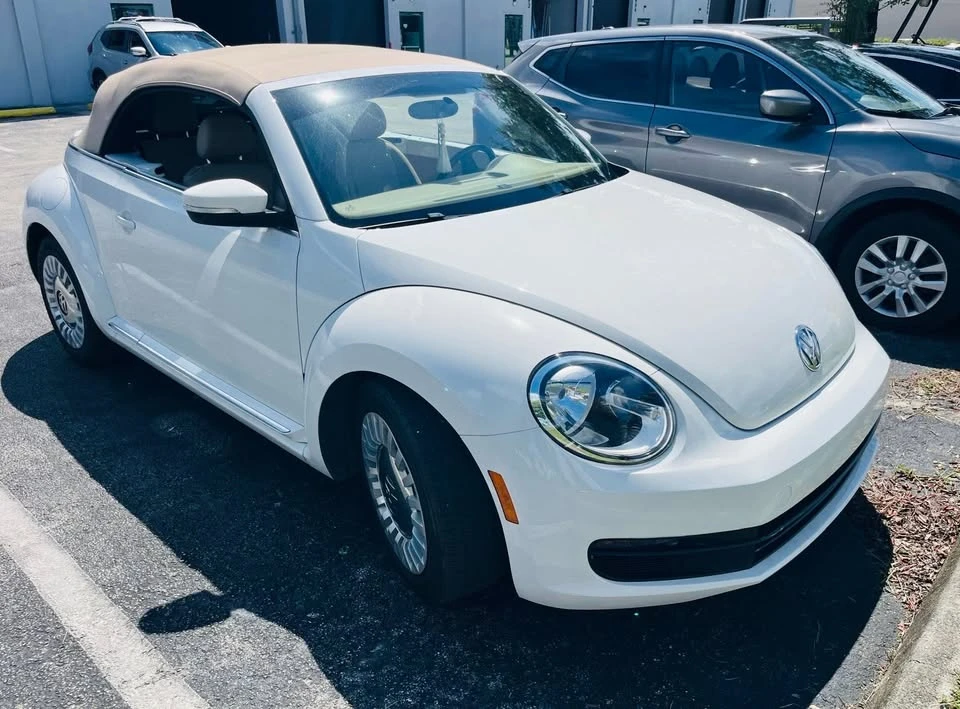 2013 Volkswagen A5 Beetle - Image 11 of 15