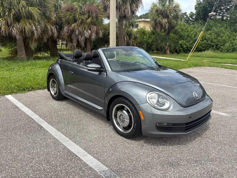 2013 Volkswagen A5 Beetle - Image 4 of 15