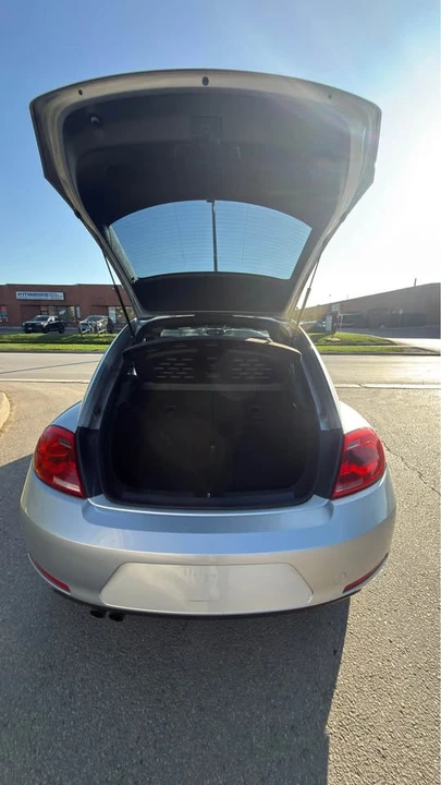 2013 Volkswagen A5 Beetle - Image 8 of 10