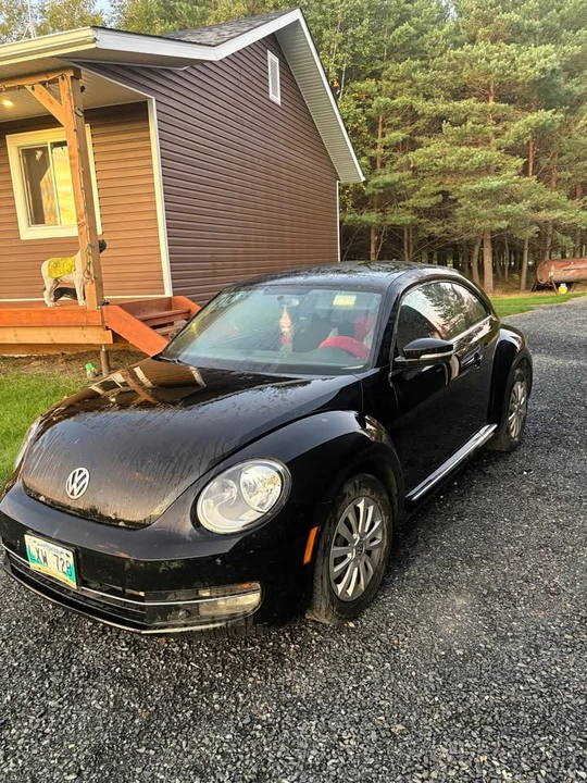 2013 Volkswagen A5 Beetle - Image 2 of 5