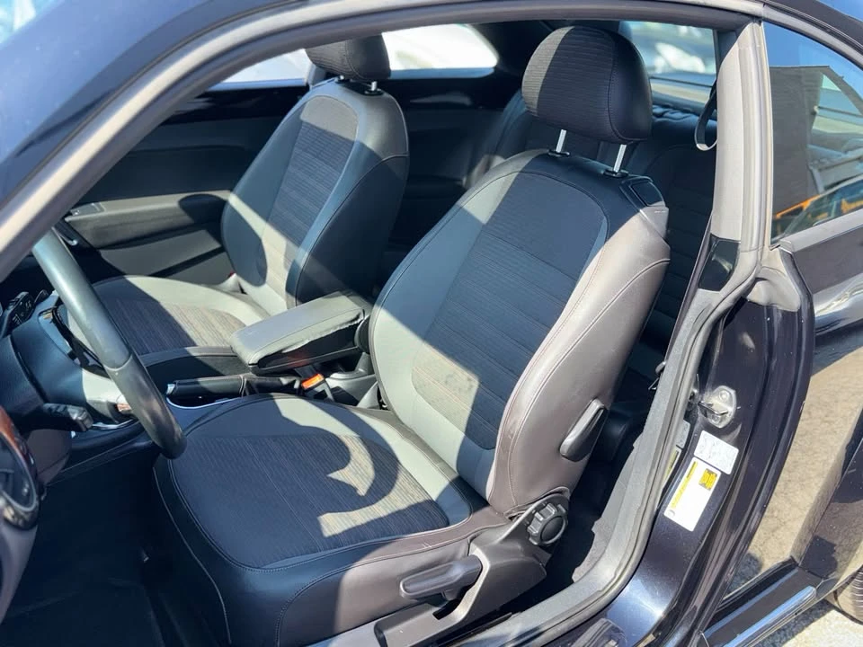 2013 Volkswagen A5 Beetle - Image 10 of 17