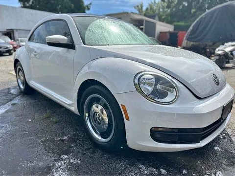 2013 Volkswagen Beetle 2.5