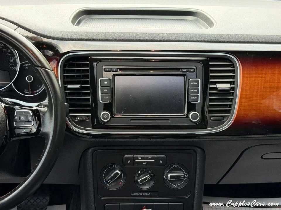 2013 Volkswagen A5 Beetle - Image 19 of 20