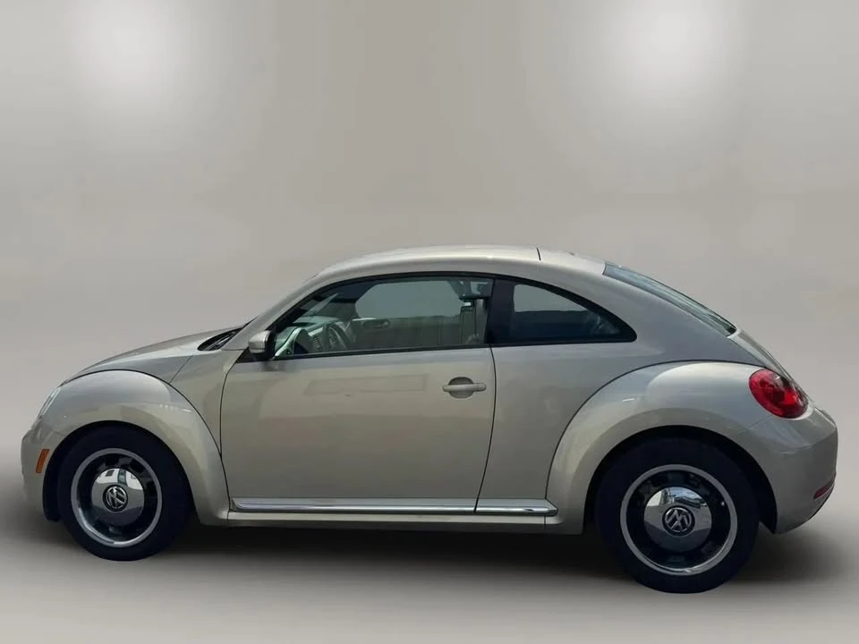 2013 Volkswagen A5 Beetle - Image 6 of 16