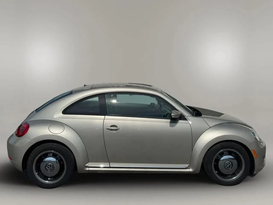 2013 Volkswagen A5 Beetle - Image 5 of 16