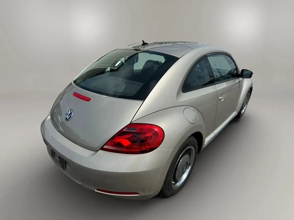 2013 Volkswagen A5 Beetle - Image 8 of 16