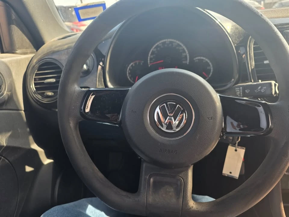 2013 Volkswagen A5 Beetle - Image 13 of 17