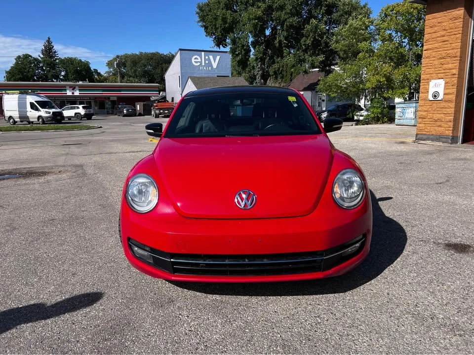 2013 Volkswagen A5 Beetle - Image 2 of 9