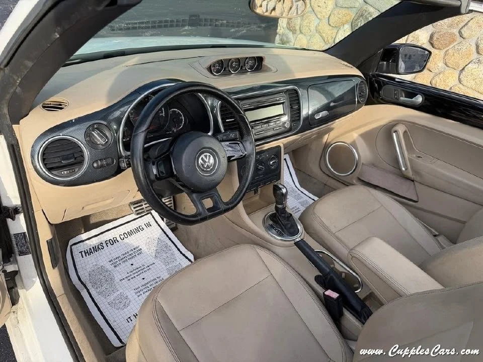 2013 Volkswagen A5 Beetle - Image 5 of 20