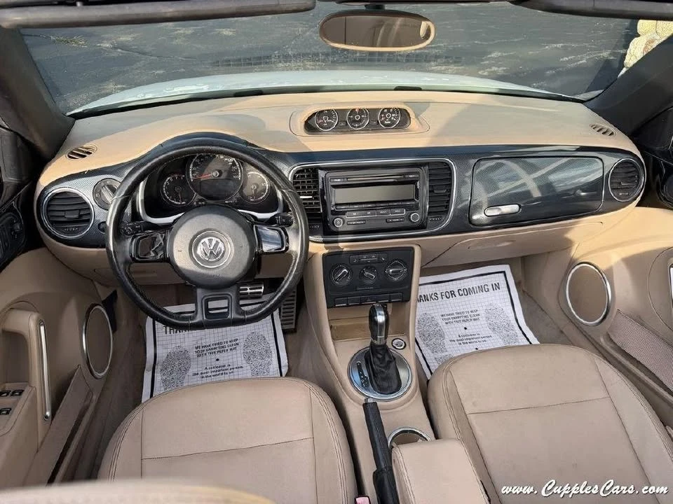 2013 Volkswagen A5 Beetle - Image 14 of 20