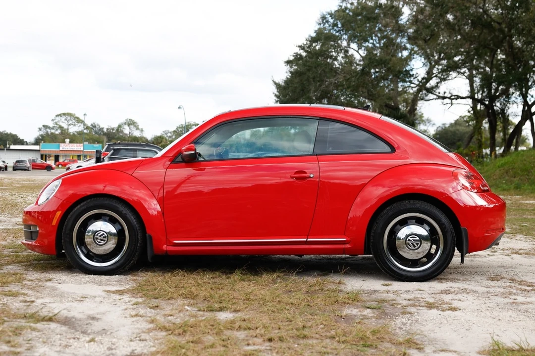 2013 Volkswagen A5 Beetle - Image 3 of 12