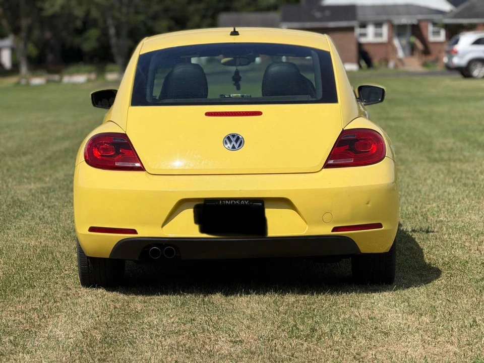 2013 Volkswagen A5 Beetle - Image 2 of 24