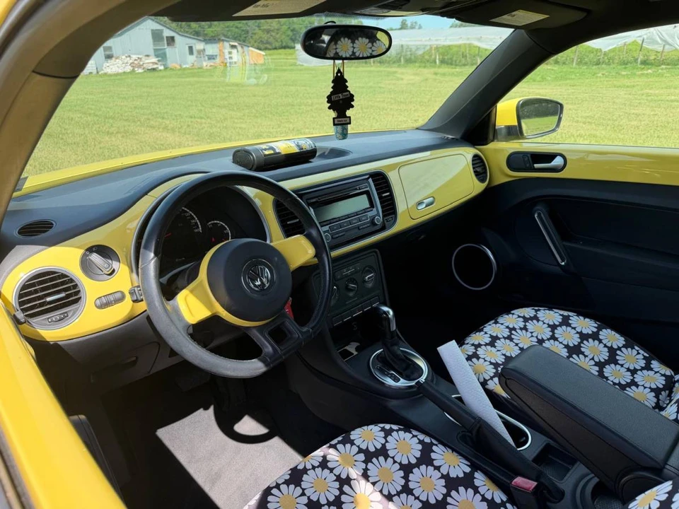 2013 Volkswagen A5 Beetle - Image 19 of 24