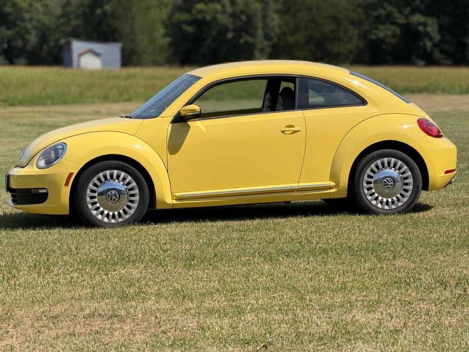 2013 Volkswagen A5 Beetle - Image 21 of 24
