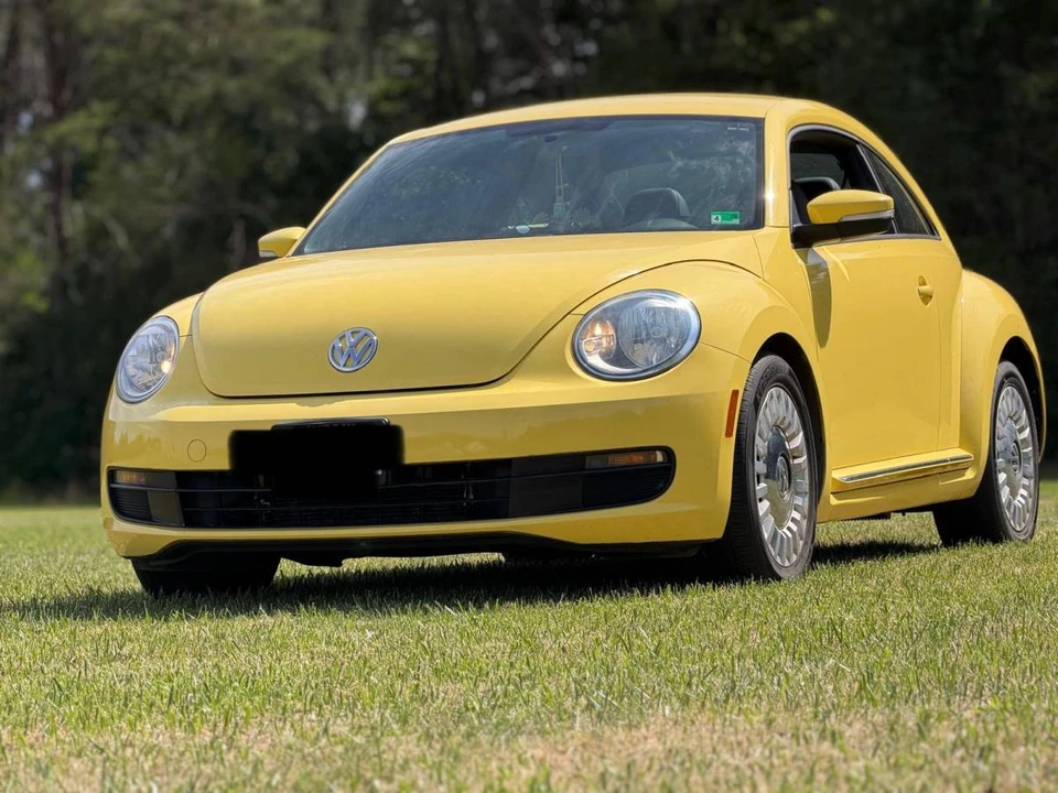 2013 Volkswagen A5 Beetle - Image 3 of 24