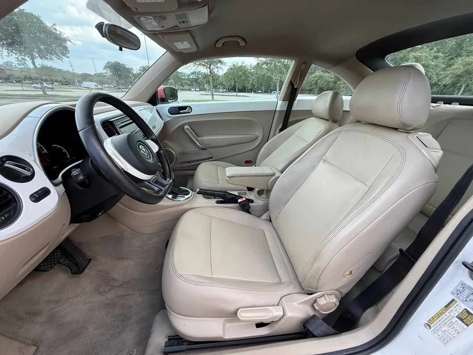 2013 Volkswagen A5 Beetle - Image 14 of 20