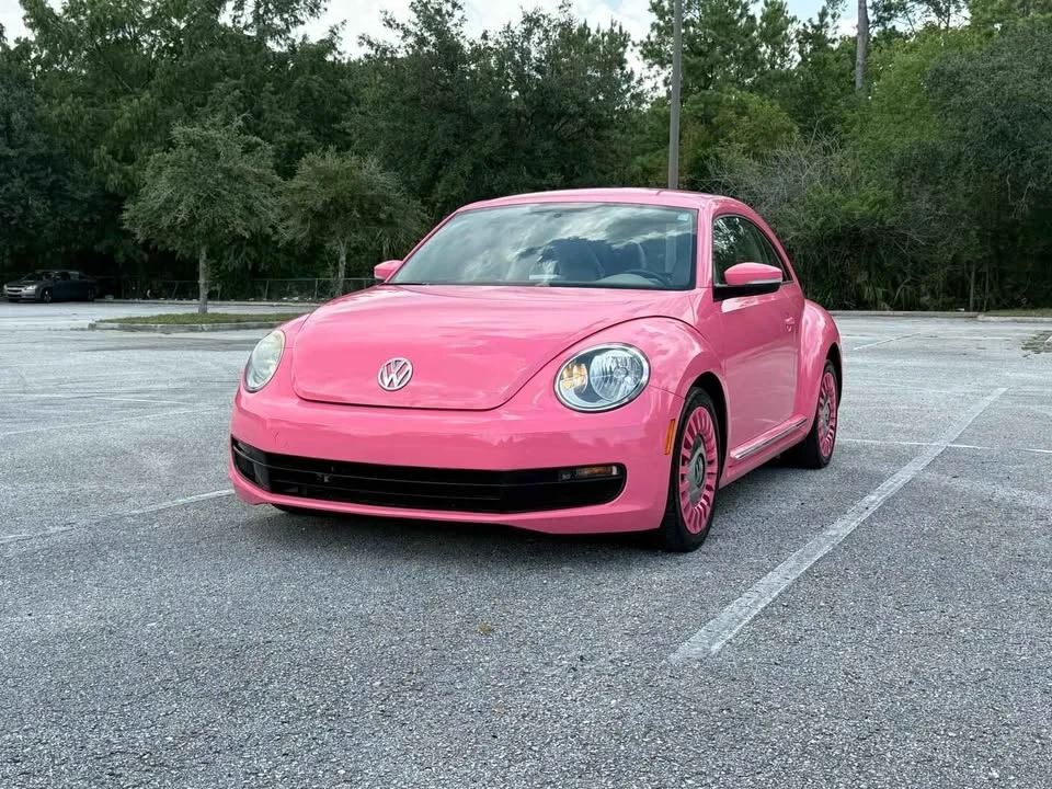 2013 Volkswagen A5 Beetle - Image 2 of 20