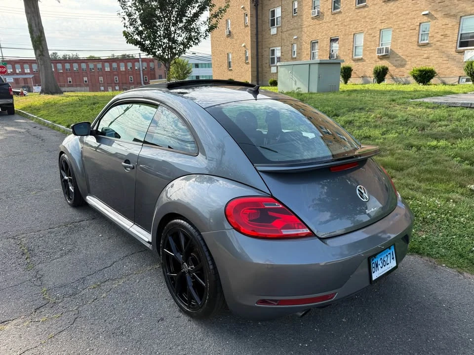 2013 Volkswagen A5 Beetle - Image 2 of 6