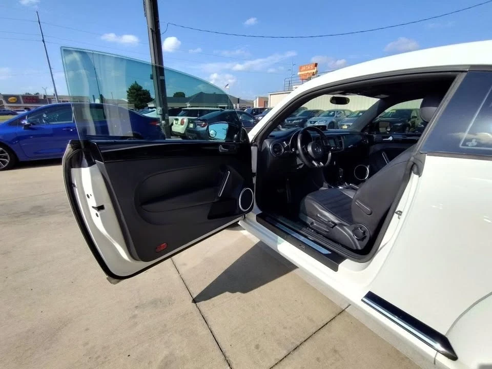 2013 Volkswagen A5 Beetle - Image 13 of 20