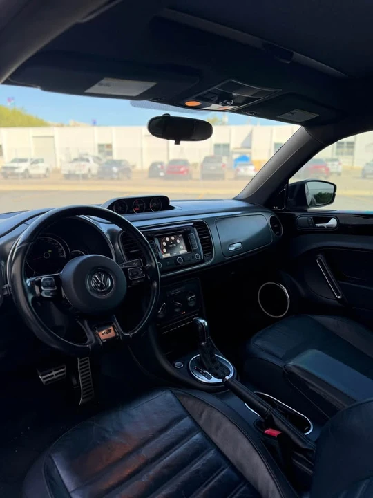 2013 Volkswagen A5 Beetle - Image 11 of 16