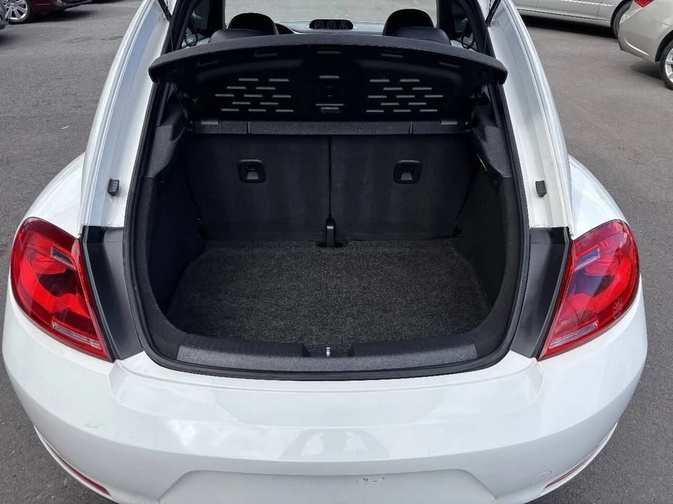 2013 Volkswagen A5 Beetle - Image 17 of 19