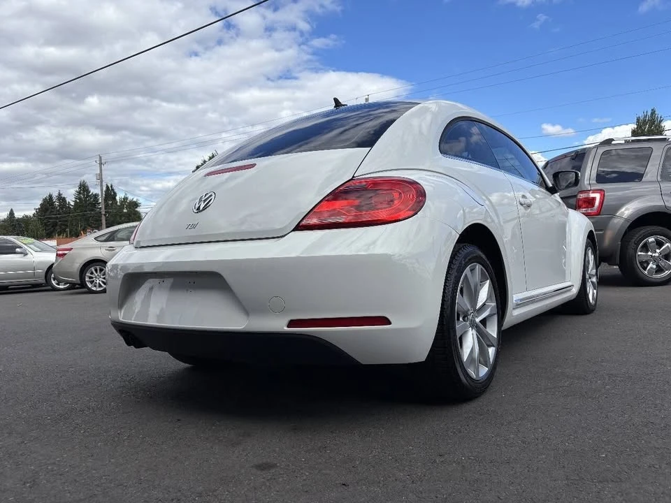 2013 Volkswagen A5 Beetle - Image 7 of 19